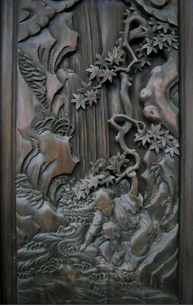 本殿彫刻「養老の滝」